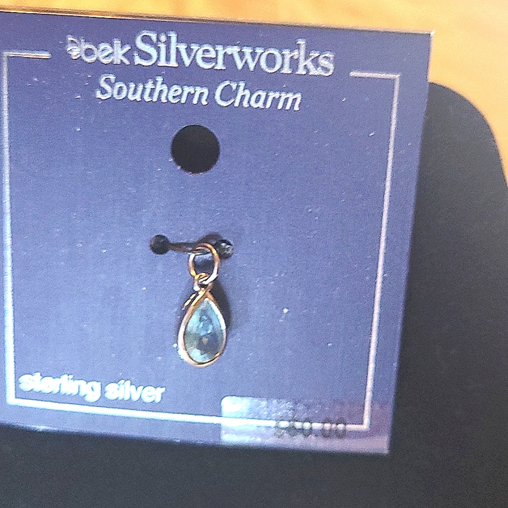 SS blue topaz teardrop pendant